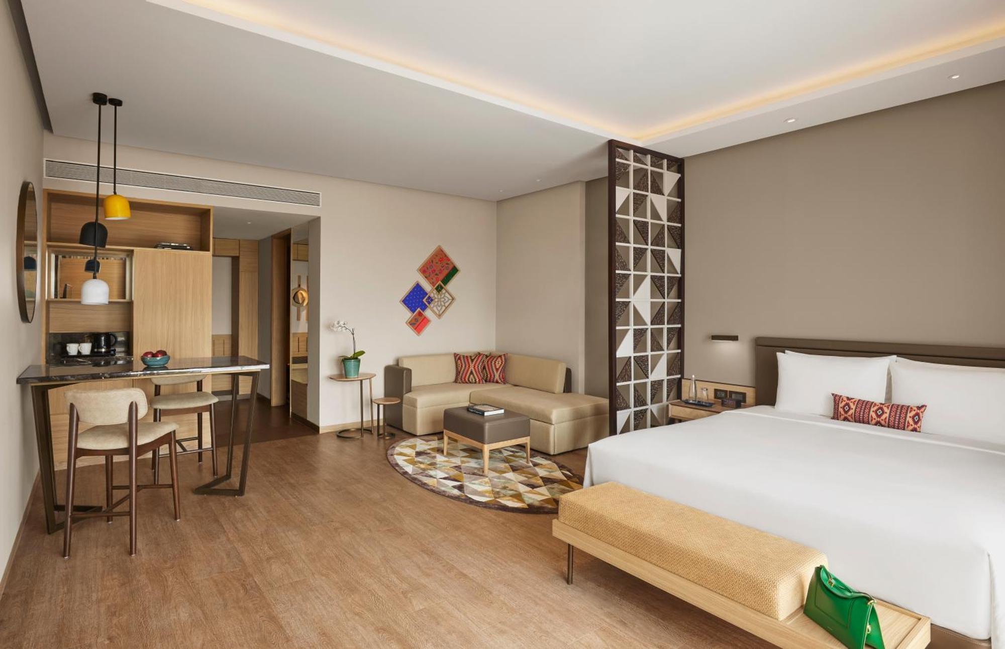 Hyatt Place Aurangabad Airport Exterior photo